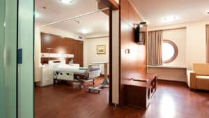 Indraprastha Apollo Hospitals